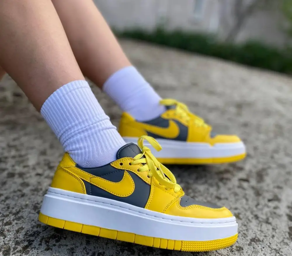 Alternative view of Giày Nike Air Jordan 1 Elevate Low SE 'Cement Grey Maize' DH7004-017