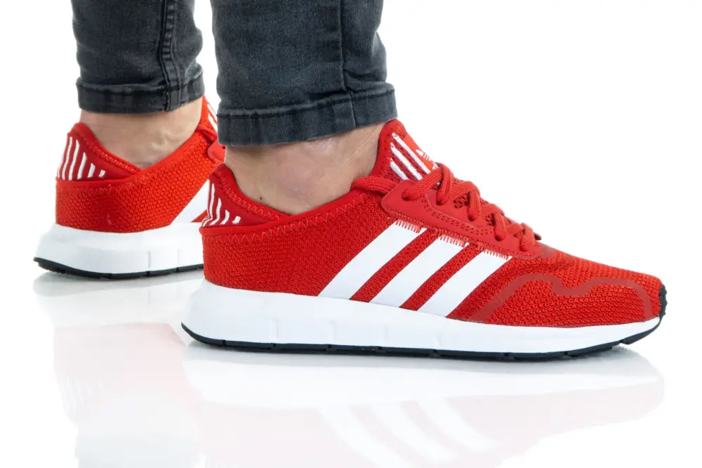 Alternative view of Giày Adidas Swift Run X J 'Scarlet' FY2152