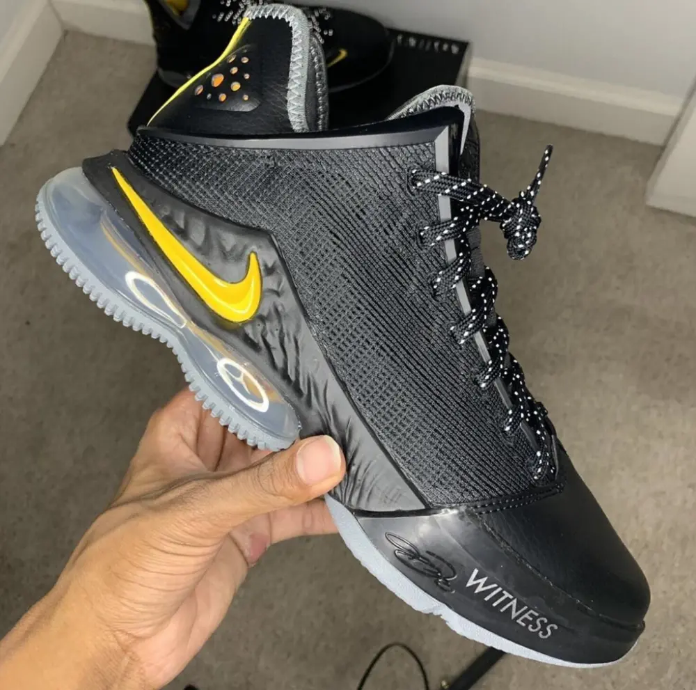 Alternative view of Giày Nike LeBron 19 Low Witness DH1270-002