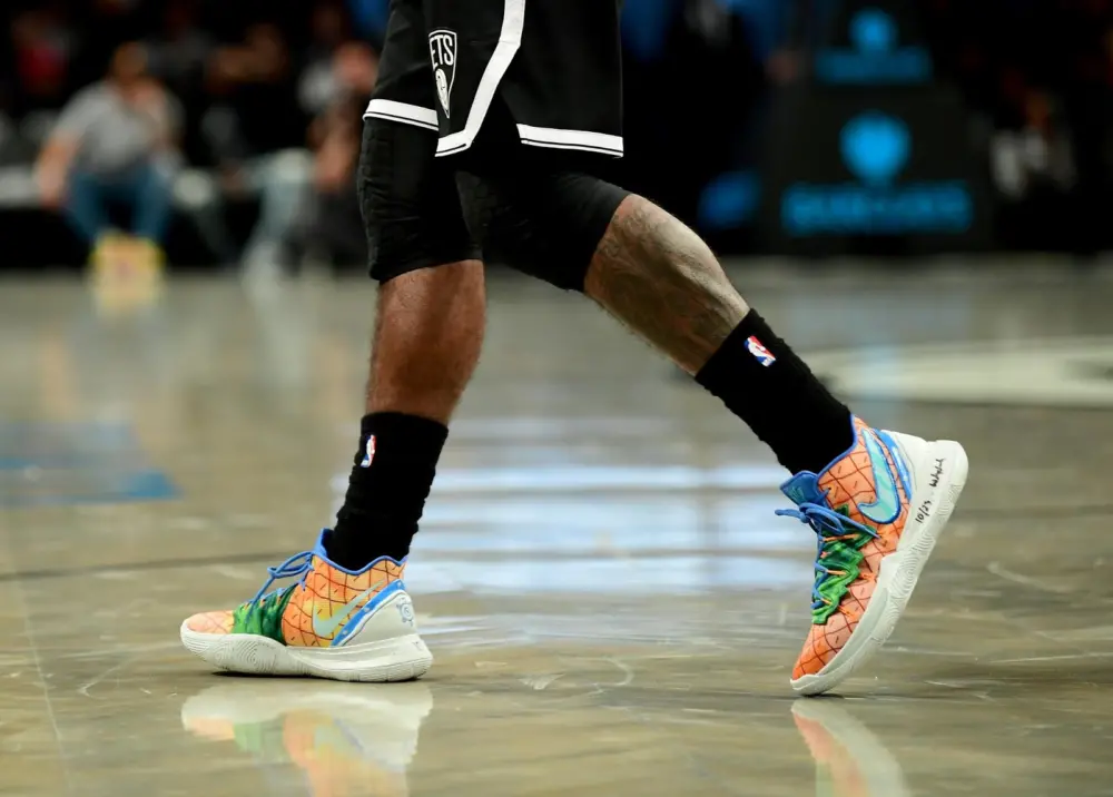 Giày Nike SpongeBob SquarePants x Kyrie 5 'Pineapple House' CJ6951-800 - Ảnh 4