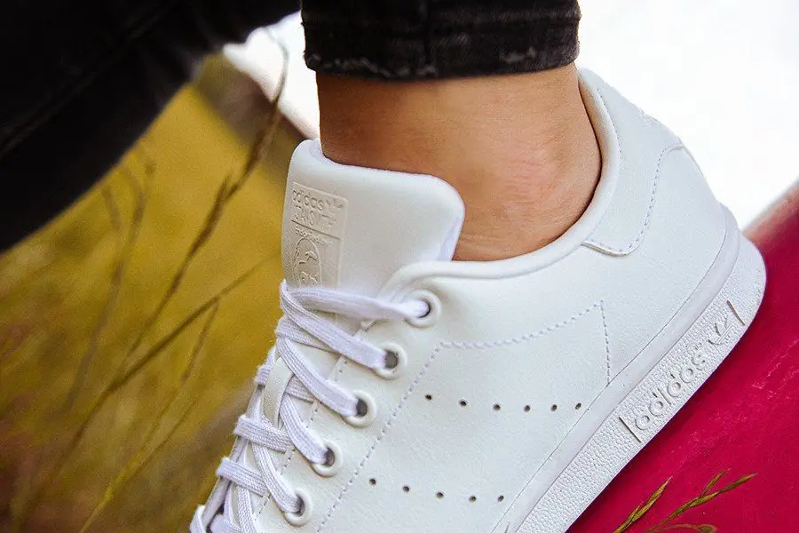 Alternative view of Giày Adidas Stansmith 'Triple White' S76330