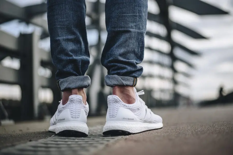 Giày Adidas Ultraboost 4.0 'Pure White' BB6168 - Ảnh 3