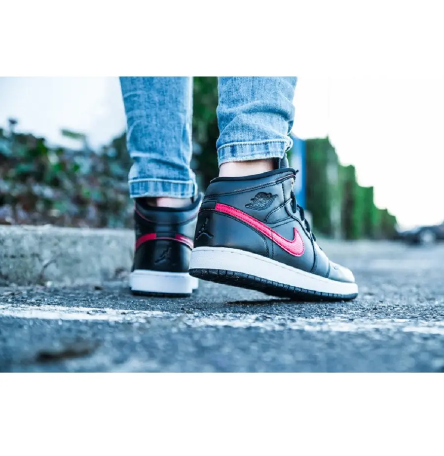 Giày Nike Air Jordan 1 Retro Mid Black Gym Red GS 554725-009 - Ảnh 3