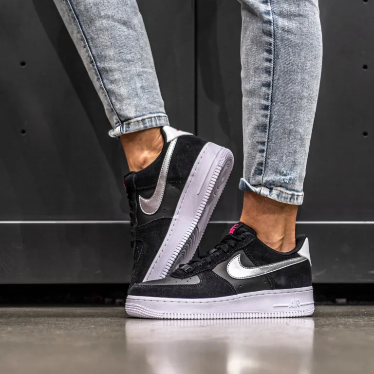 Giày Nike Wmns Air Force 1 '07 'Black Metallic Silver' DA4282-001 - Ảnh 3