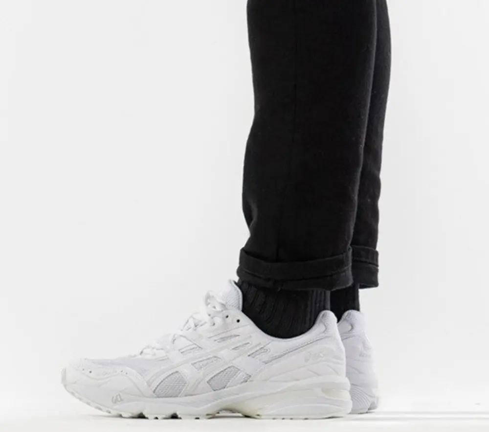 Alternative view of Giày Asics Gel 1090 'White' 1021A275-101