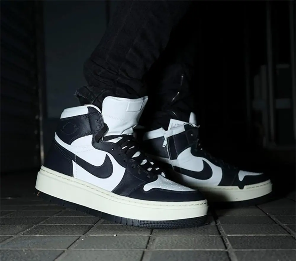 Alternative view of Giày Nike Air Jordan 1 Elevated High ‘White Black’ DN3253-100