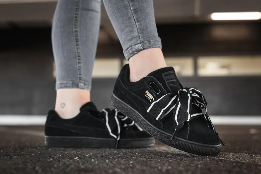 Giày Puma Basket Suede Heart Satin 'Black' 364084-01 - Ảnh 6
