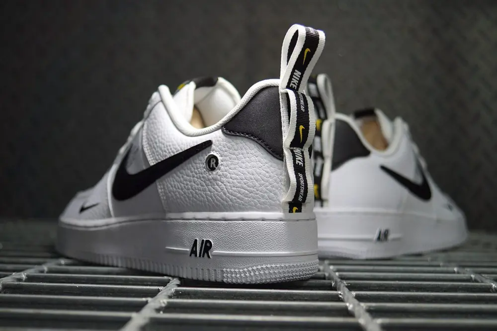 Alternative view of Giày Nike Air Force 1 '07 Lv8 Utility Low AJ7747-100