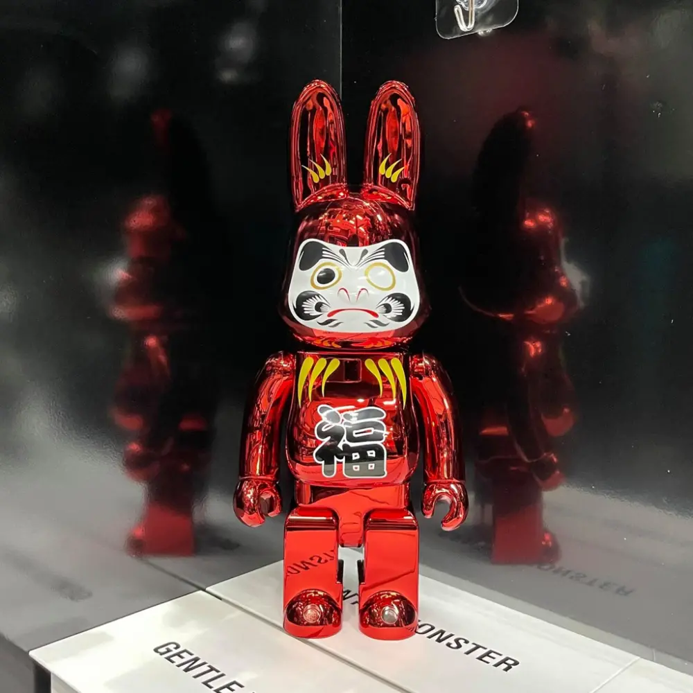 Alternative view of Mô hình Bearbrick Rabbrick Tatsumi 400% Red Plated