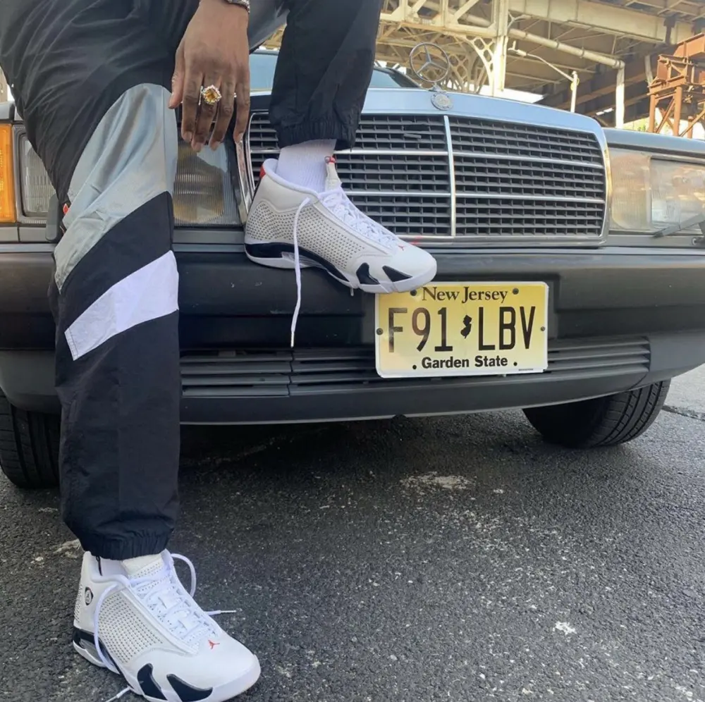 Alternative view of Giày Nike Supreme x Air Jordan 14 Retro 'White' BV7630-106