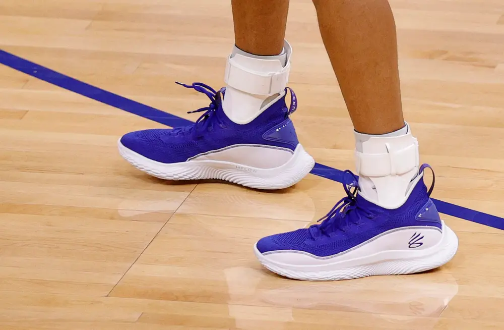 Alternative view of Giày Under Armour Curry Flow 8 'Flow Like Water' 3023085-402