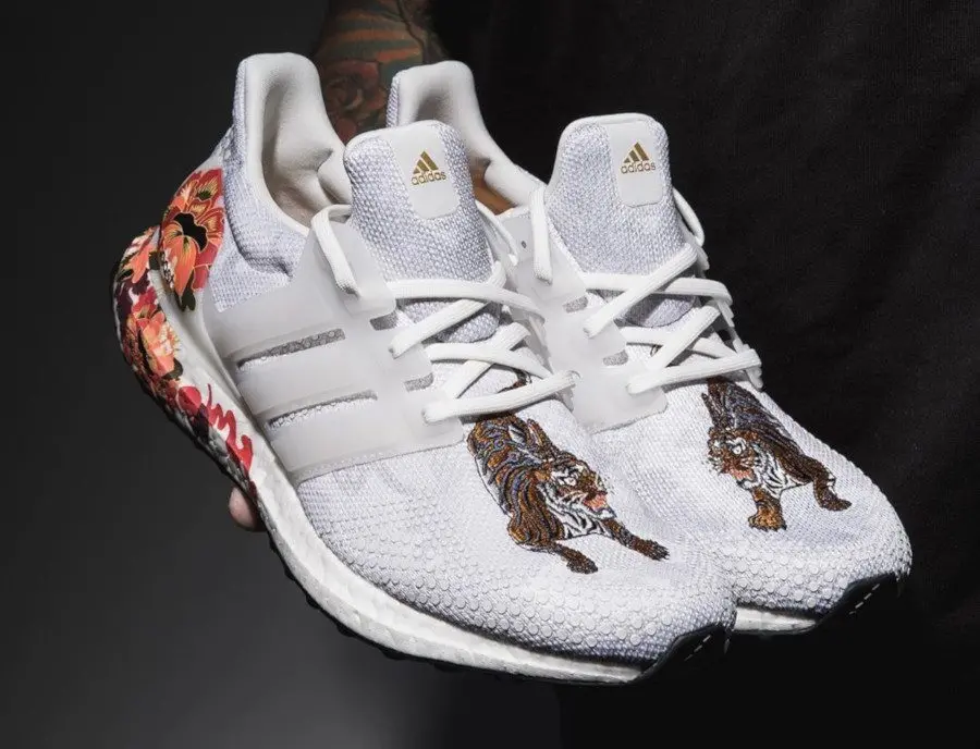 Giày Adidas UltraBoost 2020 'Chinese New Year Grey Floral' FW4314 - Ảnh 6