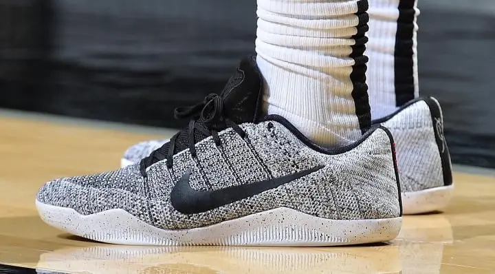 Alternative view of Giày Nike Kobe 11 Elite Low 'Oreo' 822675-100
