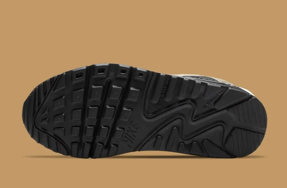 Giày Nike Air Max 90 LTR GS 'Black Metallic Gold Star' CD6864-008 - Ảnh 4