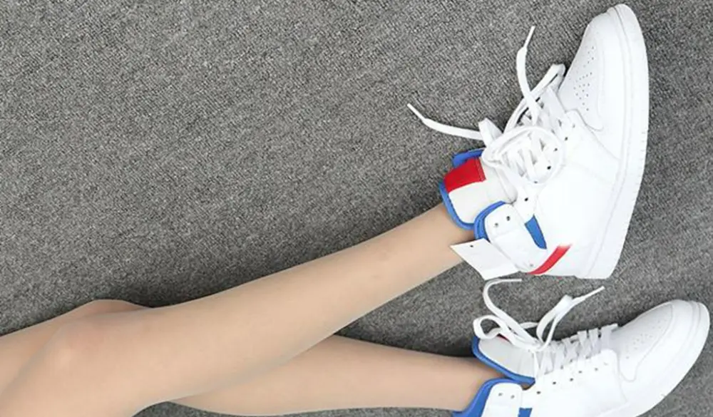 Giày Nike Air Jordan 1 Mid "White Red Royal" BQ6472-164 - Ảnh 4