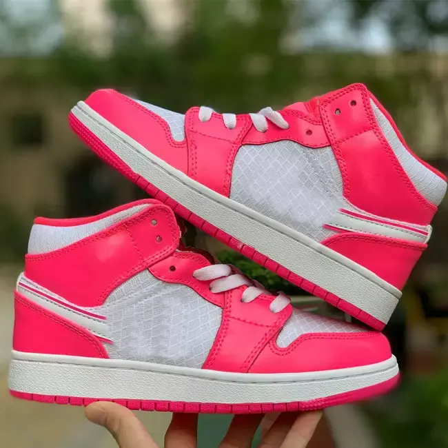 Giày Nike Jordan 1 Mid GS 'Hyper Pink White' 555112-611 - Ảnh 4