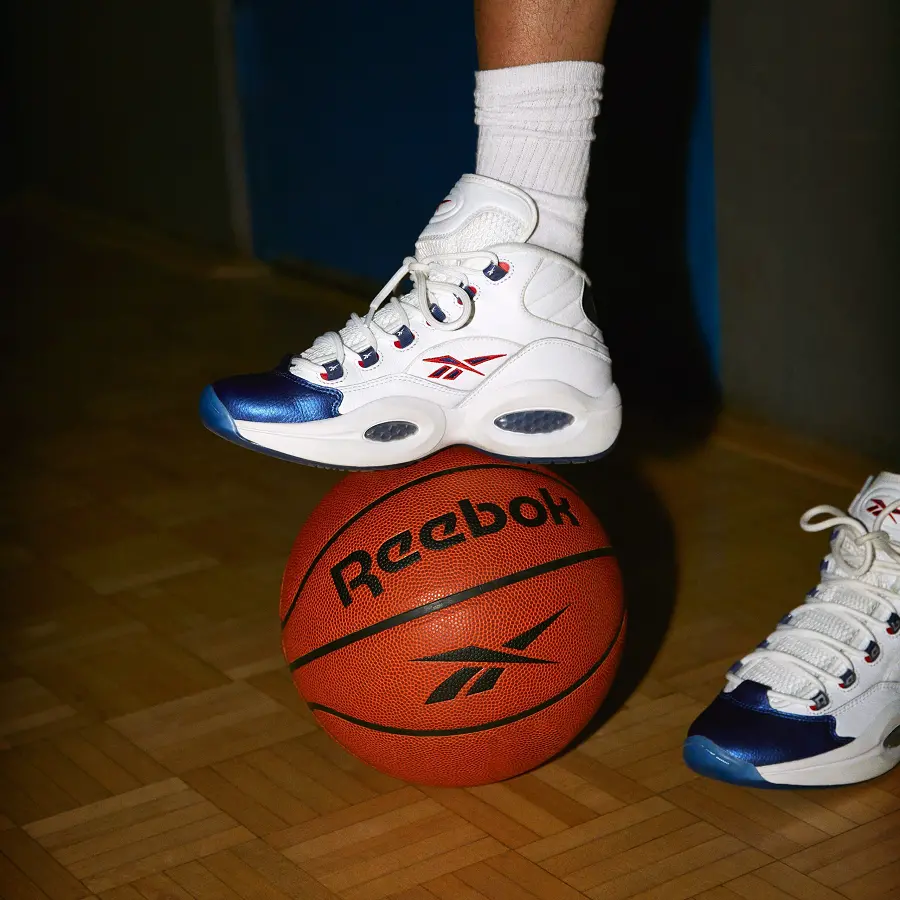 Alternative view of Giày Reebok Question Mid ‘Blue Toe’ GX0227