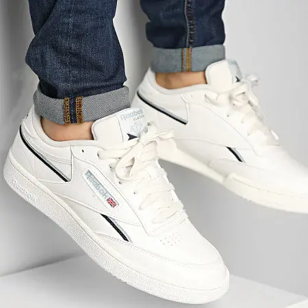Alternative view of Giày Reebok Club C 85 Vegan 'White' GX7563
