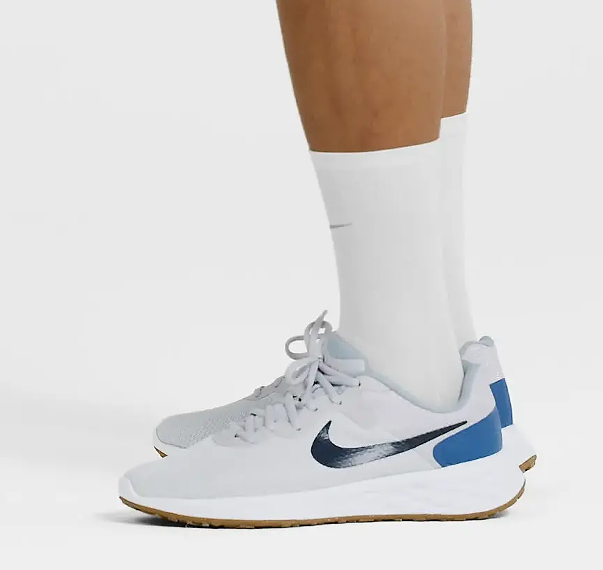 Alternative view of Giày Nike Revolution 6 NN 'Pure Platinum' DC3728-009