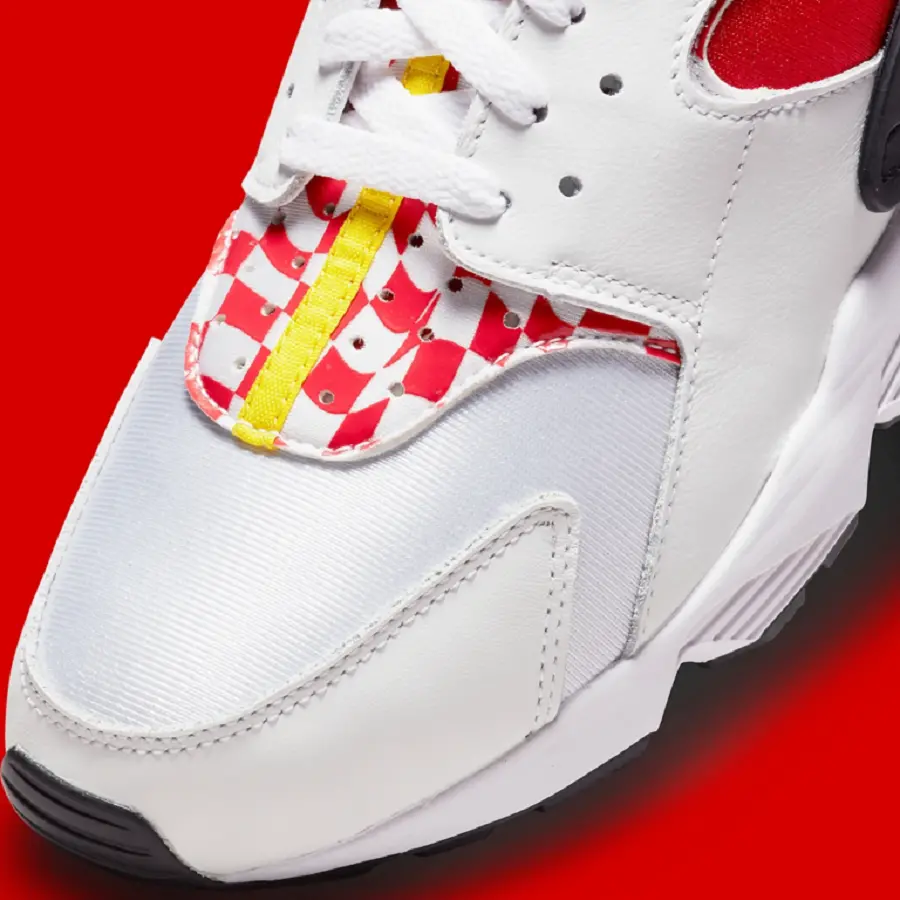 Giày Nike Air Huarache Premium QS ‘Liverpool’ DN5080-100 - Ảnh 6