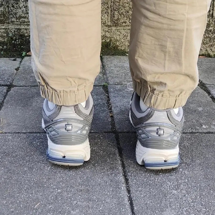 Giày New Balance 1906R 'Grey Navy' M1906RGN - Ảnh 4