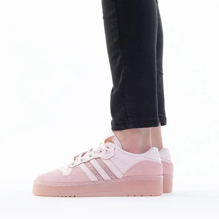 Alternative view of Giày Adidas Women's Rivalry Low 'Halo Pink/Vapour Pink' FV4937