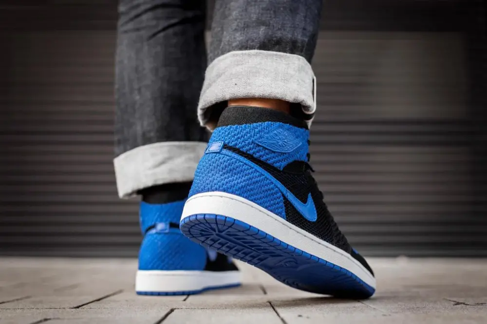 Giày Nike Air Jordan 1 Retro High OG Flyknit 'Royal' 919704-006 - Ảnh 5