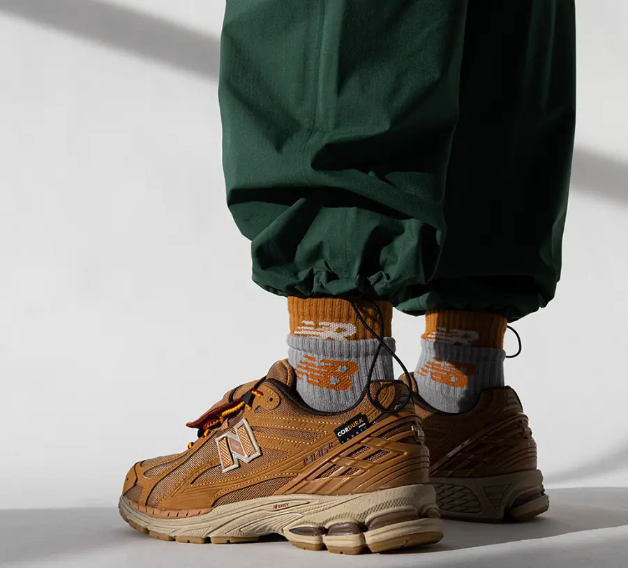 Giày New Balance 1906R Cordura Pocket 'Tobacco' M1906ROB - Ảnh 3