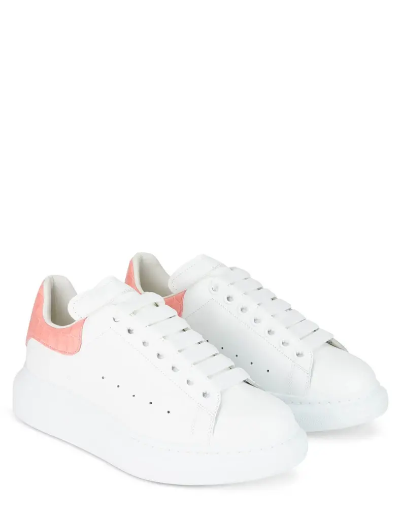 Alternative view of Giày Alexander McQueen Oversized Patent Pink Embossed Croco (W) 553770-WIAF8-9414