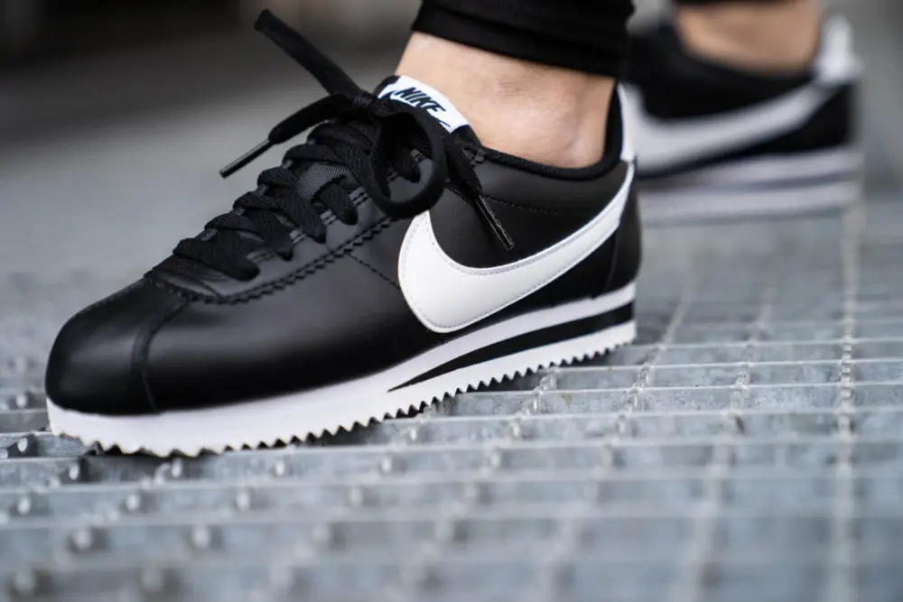 Giày Nike Wmns Classic Cortez Leather 'Black White' 807471-010 - Ảnh 3