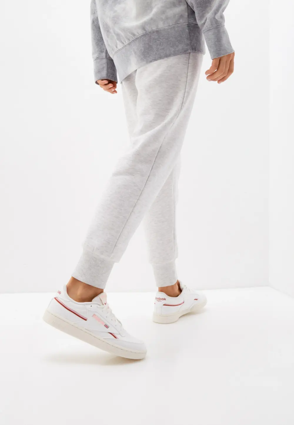 Giày Reebok Club C 85 Vegan 'White Pink' GX7570 - Ảnh 3