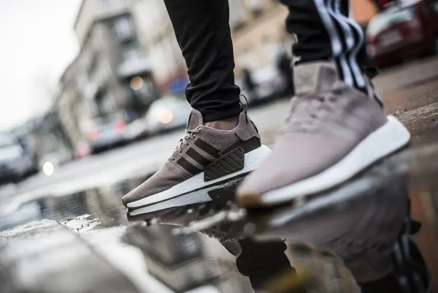 Giày Adidas NMD R2 Winter Pack 'Light Brown' CQ2399 - Ảnh 8