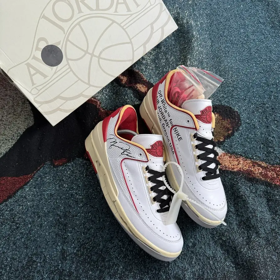 Giày Nike Off-White x Air Jordan 2 Retro Low SP 'White Varsity Red' DJ4375-106 - Ảnh 3