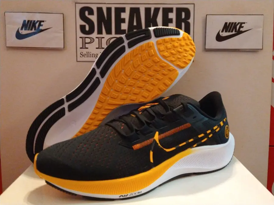 Giày Nike Air Zoom Pegasus 38 'Black University Gold' DM7602-001 - Ảnh 4