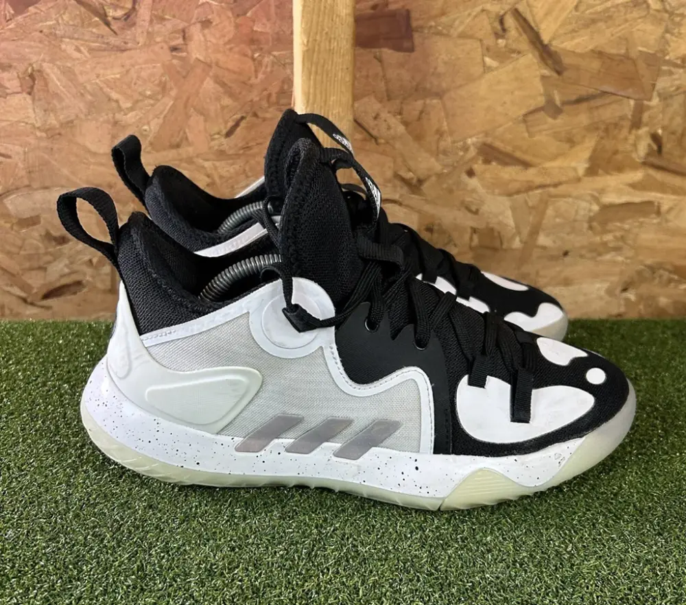 Alternative view of Giày Adidas Harden Stepback 2 'Oreo' FZ1545