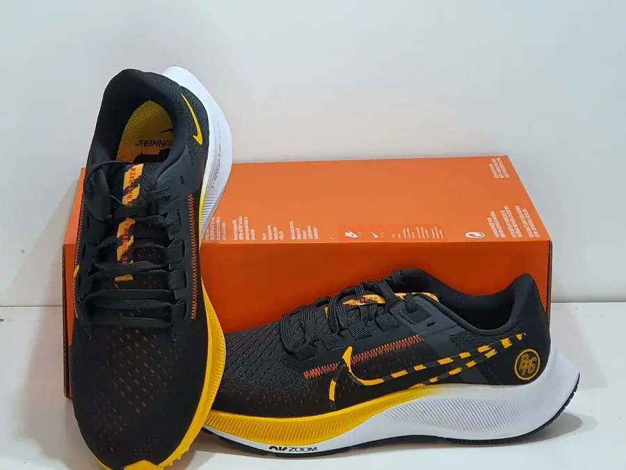 Giày Nike Air Zoom Pegasus 38 'Black University Gold' DM7602-001 - Ảnh 3