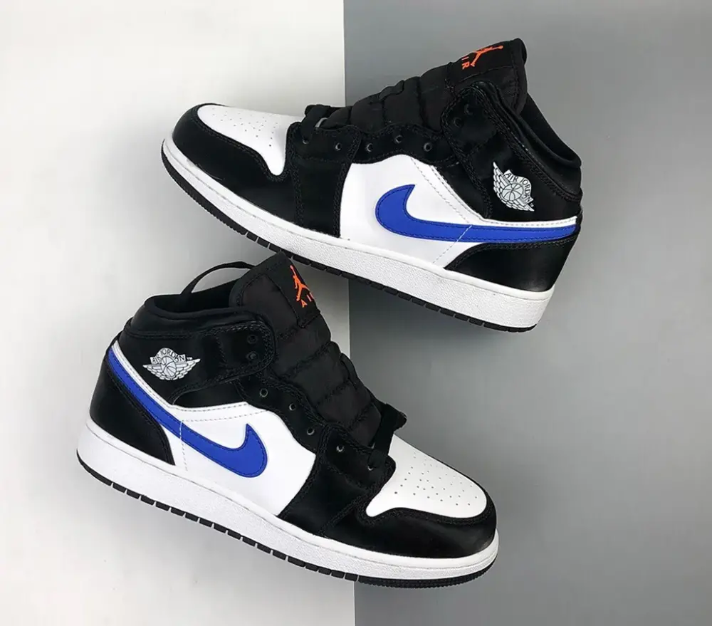 Alternative view of Giày Nike Air Jordan 1 Mid Black Racer Blue White (GS) 554725-084