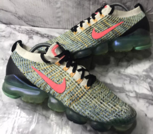 Alternative view of Giày Nike Air VaporMax Flyknit 3 'Turquoise Crimson' AJ6900-104