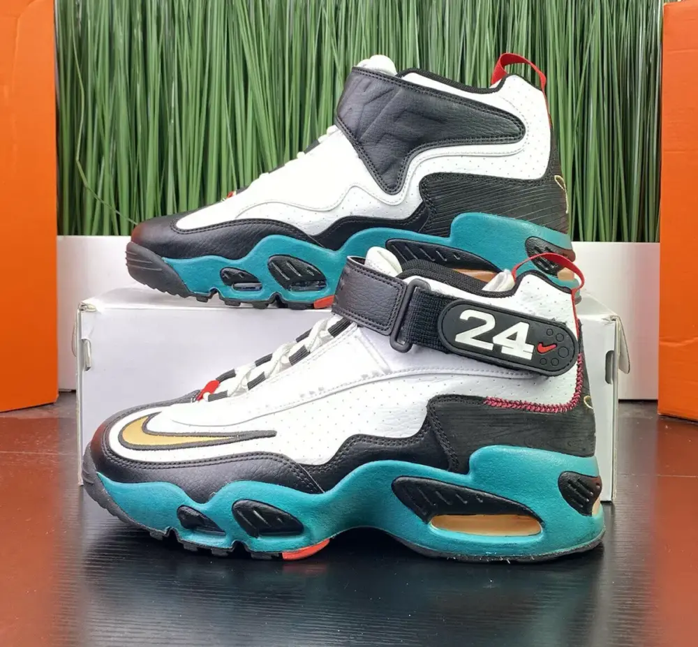 Alternative view of Giày Nike Air Griffey Max 1 'Sweetest Swing' DJ5188-100