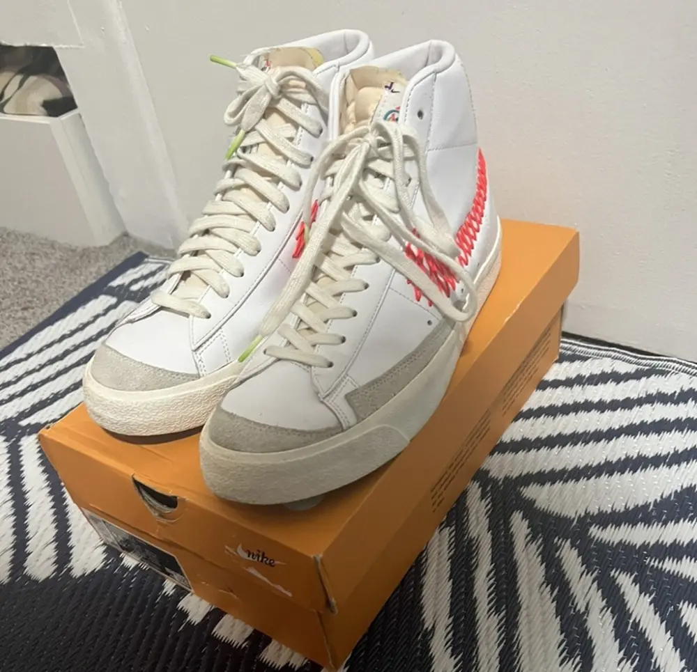 Giày Nike Blazer Mid '77 Vintage 'Double Zig Zag Stitched Swoosh' DD8489-161 - Ảnh 5