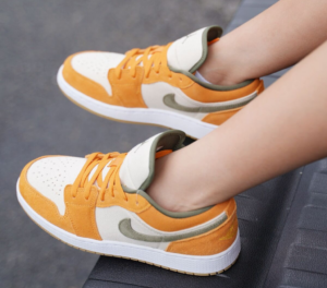 Alternative view of Giày Nike Air Jordan 1 Low ‘Orange Olive’ DH6931-102