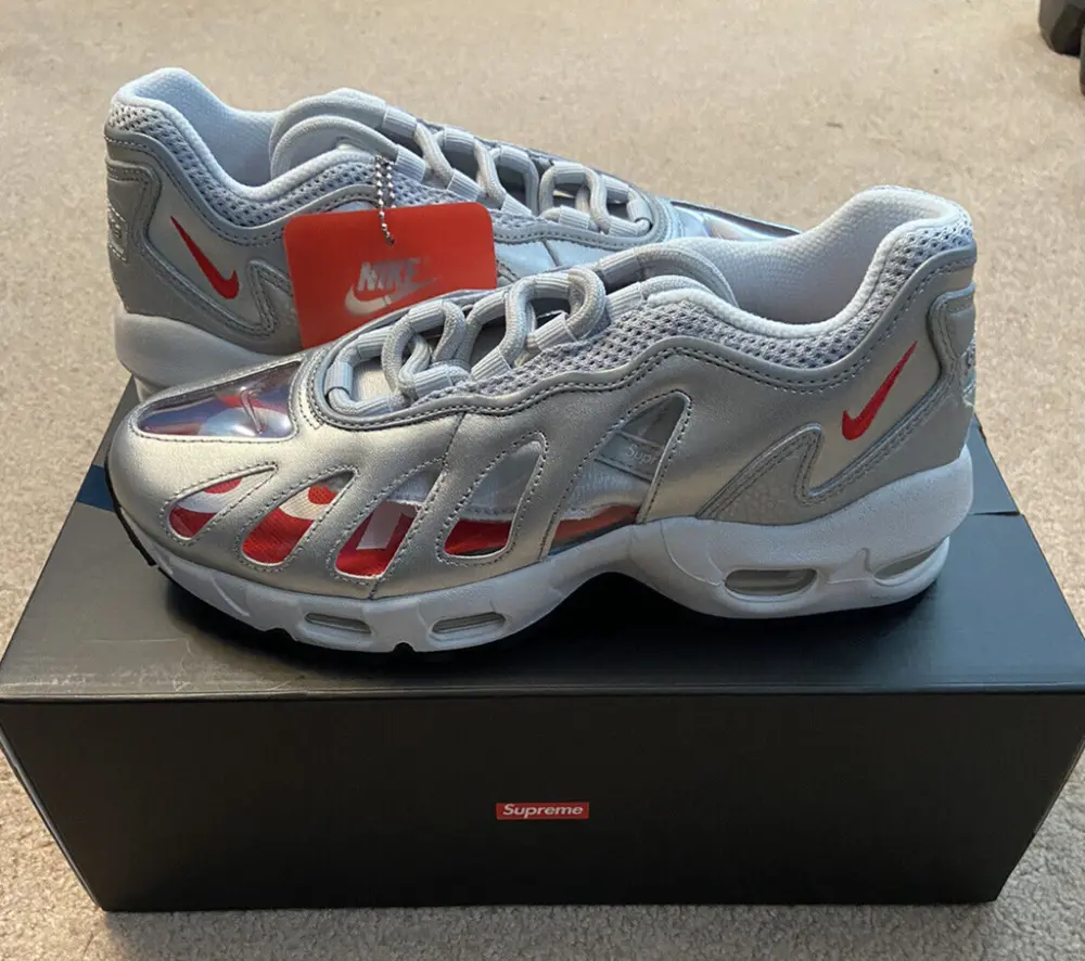 Giày Nike Supreme x Air Max 96 'Metallic Silver' CV7652-001 - Ảnh 3
