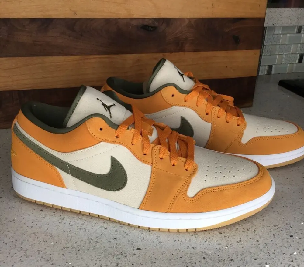 Giày Nike Air Jordan 1 Low ‘Orange Olive’ DH6931-102 - Ảnh 3