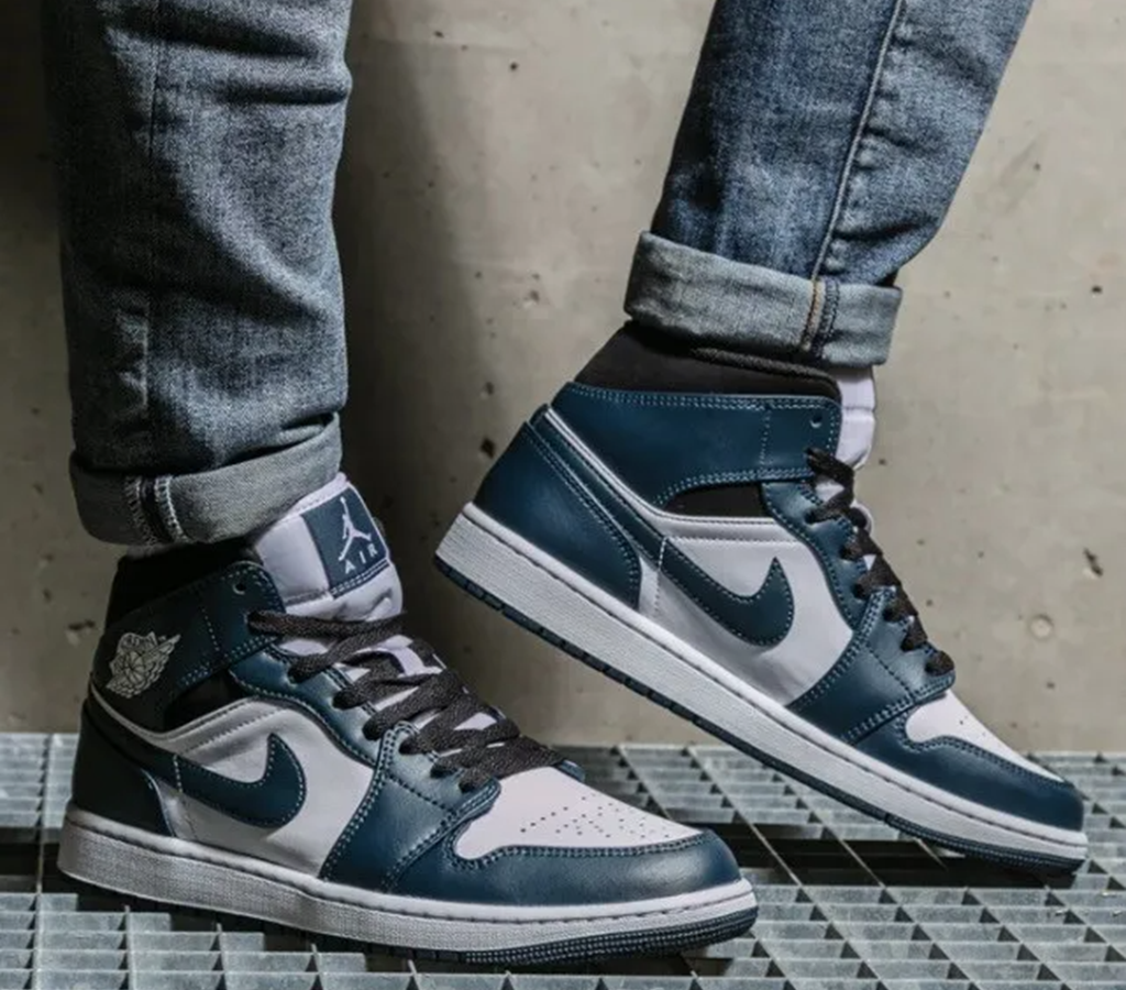 Giày Nike Air Jordan 1 Mid 'Armory Navy' 554724-411 - Ảnh 5