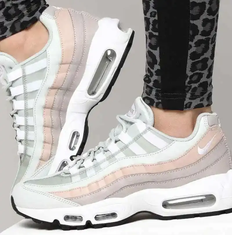 Alternative view of Giày Nike Air Max 95 'Moon Particle' 307960-018