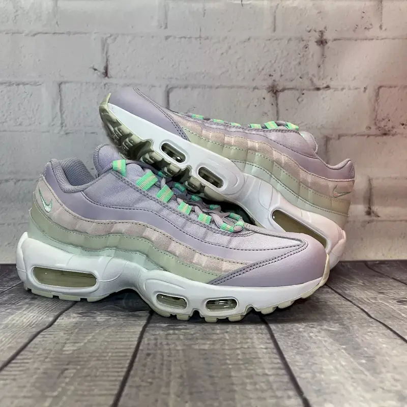 Alternative view of Giày Nike Air Max 95 'Infinite Lilac' CZ1642-500