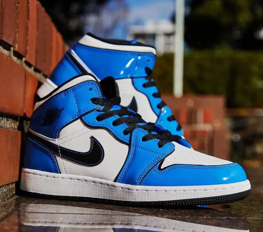 Giày Nike Air Jordan 1 Mid SE 'Signal Blue' DD6834-402 - Ảnh 4