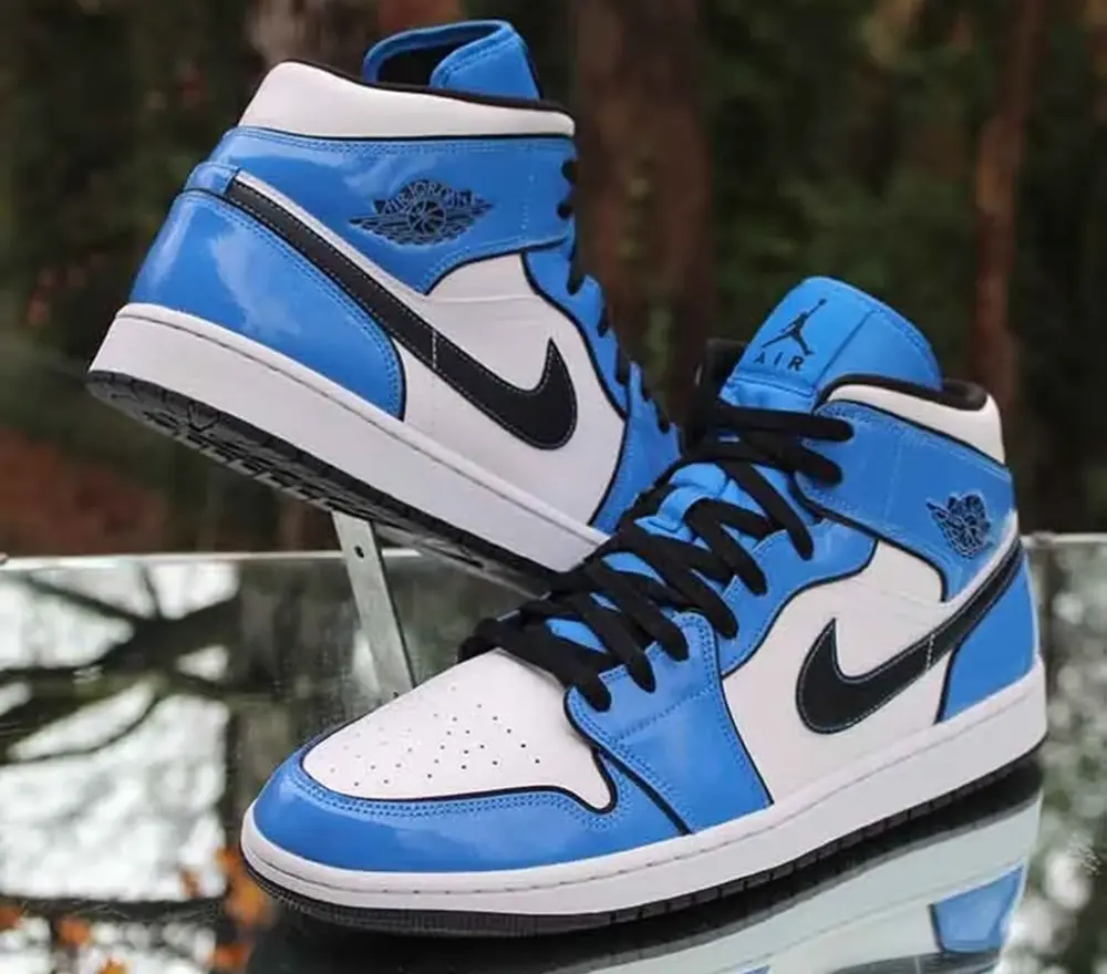 Alternative view of Giày Nike Air Jordan 1 Mid SE 'Signal Blue' DD6834-402