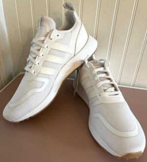 Alternative view of Giày Adidas Multix 'White Gum' GX8389