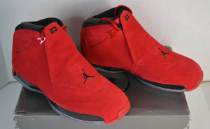 Alternative view of Giày Nike Air Jordan 18 Retro 'Toro' AA2494-601